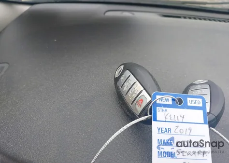 2019 Nissan Sentra Sr z USA, uszkodzony, nr VIN 3N1AB7AP0KY399927